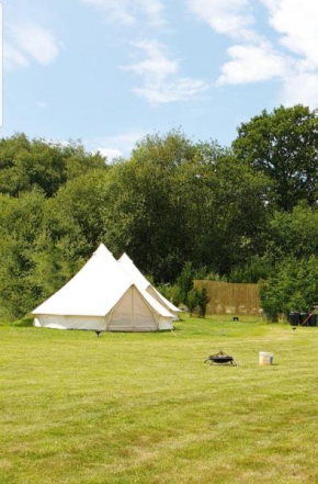 Glamping in the Kent weald nr Tenterden Spacious quite site up to 6 equipped tents, each group has their own facilities Tranquil and beautiful rural location yet just an hour to London